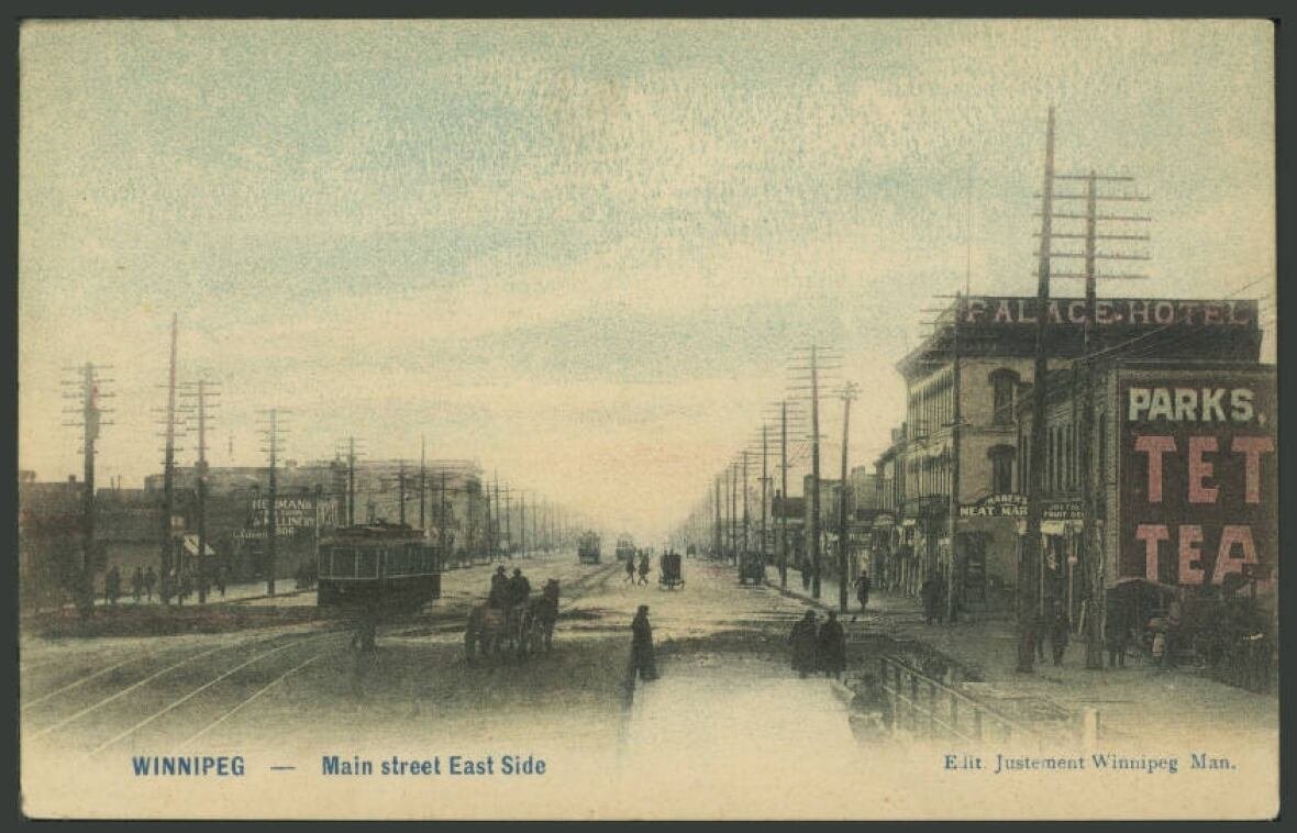 postcard-that-shows-palace-hotel-sutherland-hotel Old postcard in black and white of city street scene