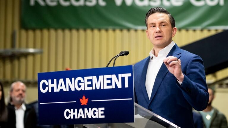 Poilievre pledges to end ban on single-use plastic items including straws