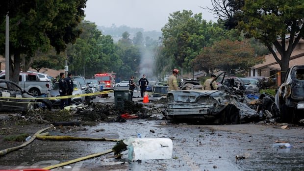 3 music agency employees dead after plane crashes into California neighbourhood